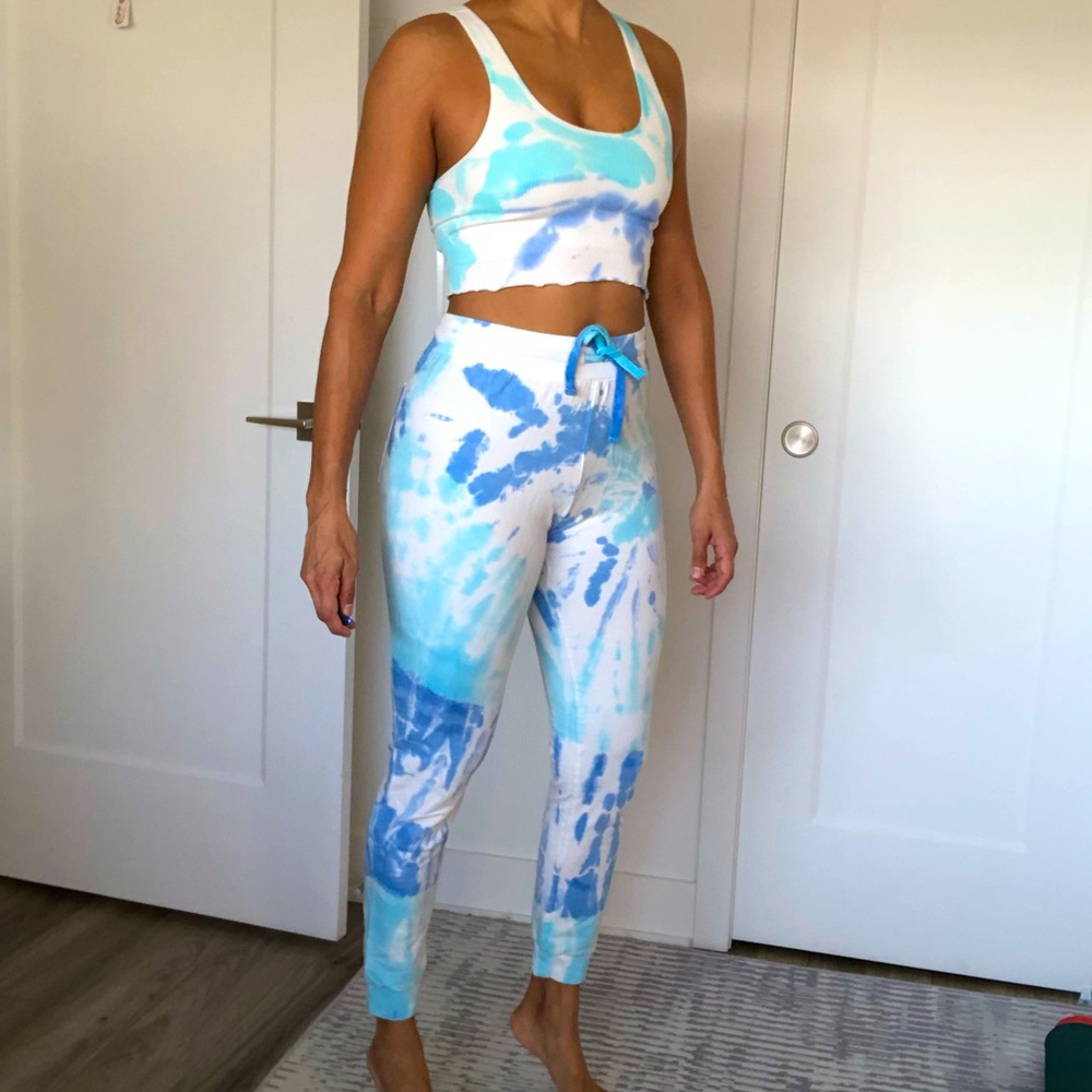 Spiritual Gangster tie-dye, yoga set
